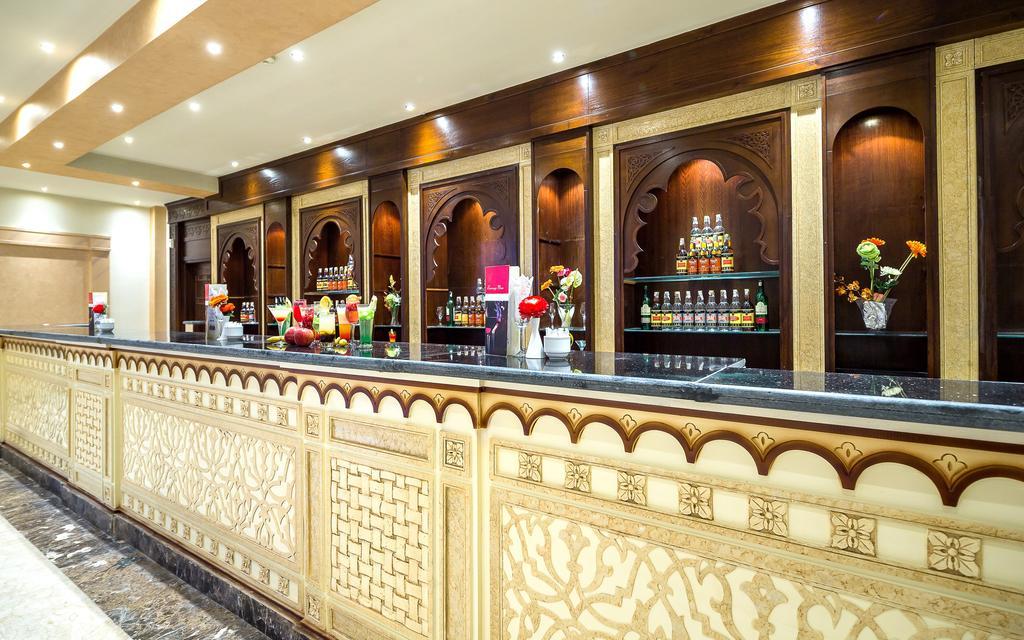 夏威夷水上花园度假酒店 - 仅限家庭和夫妇 洪加達 外观 照片